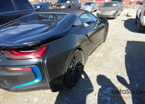 2019 BMW I8 z USA, uszkodzony, nr VIN WBY2Z6C55K7D08429